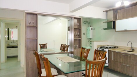 Sala de estar e jantar integradas