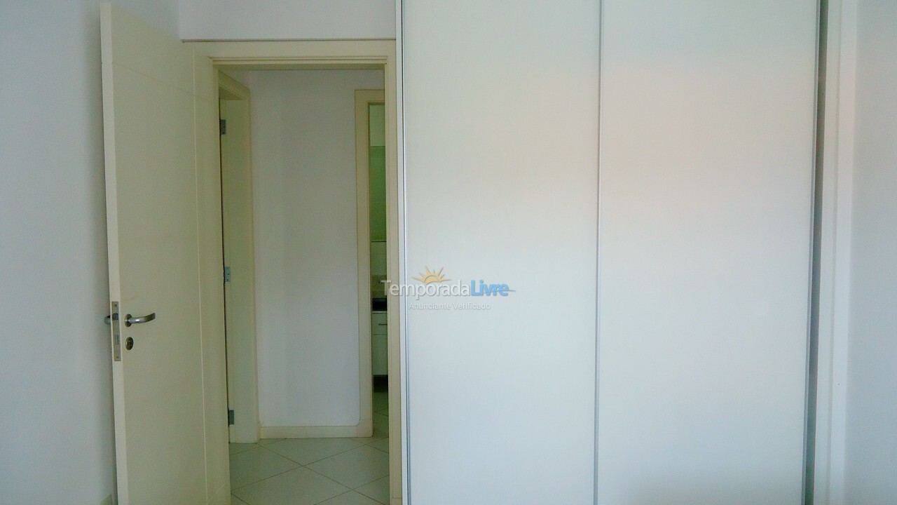 Apartment for vacation rental in Bombinhas (Praia de Bombinhas)