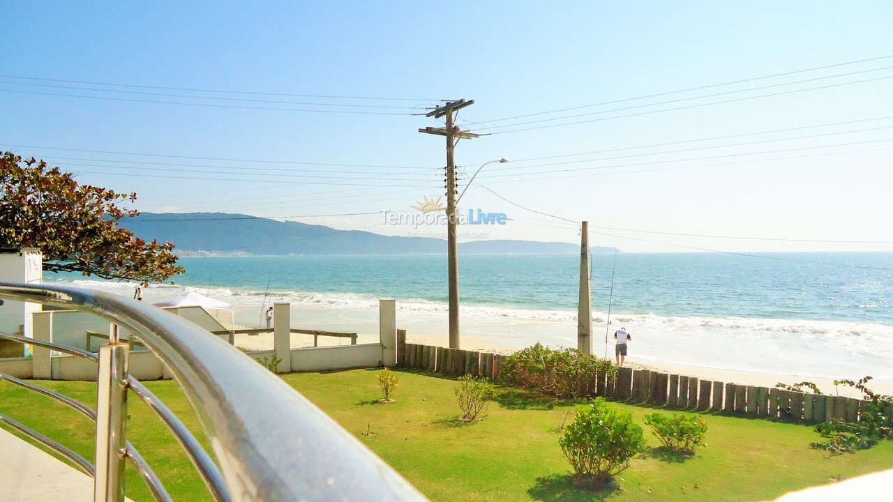 Apartment for vacation rental in Bombinhas (Praia de Bombinhas)