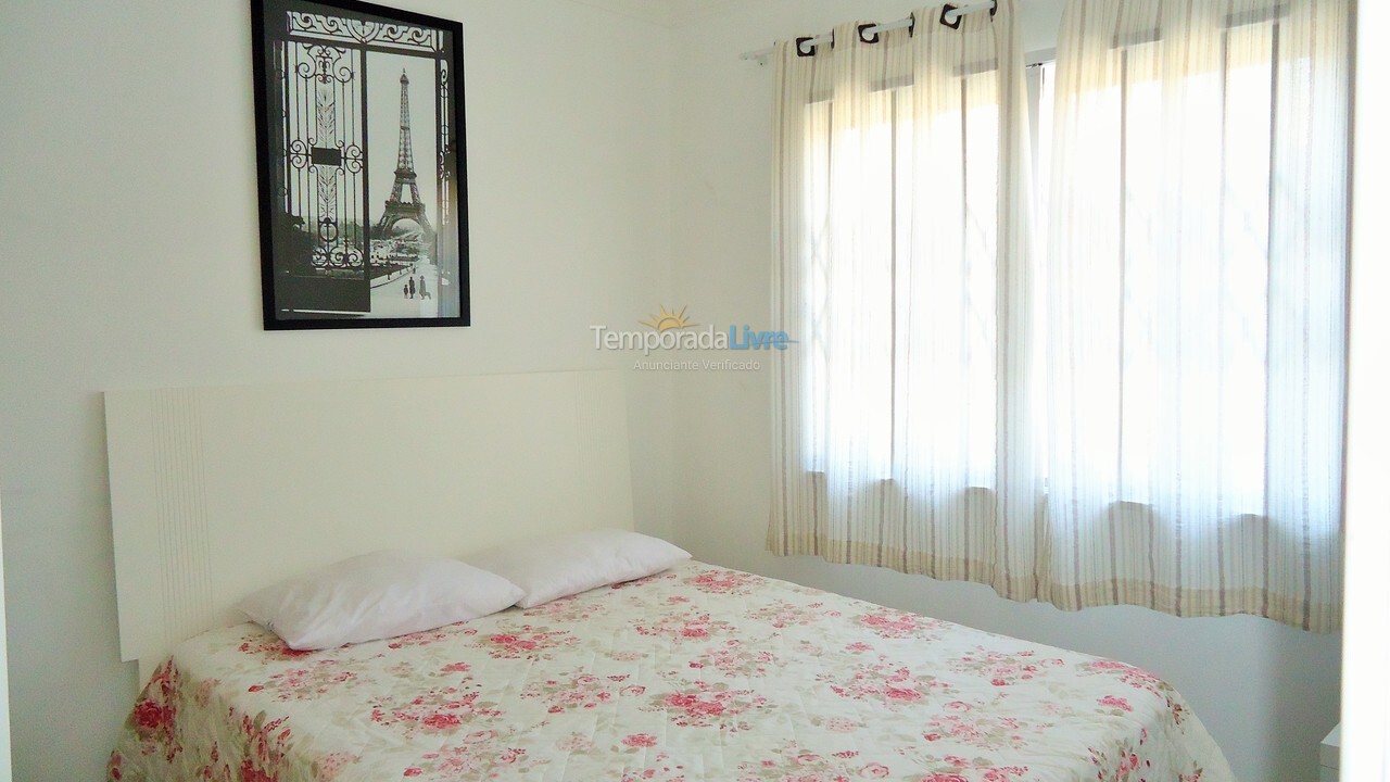 Apartment for vacation rental in Bombinhas (Praia de Bombinhas)