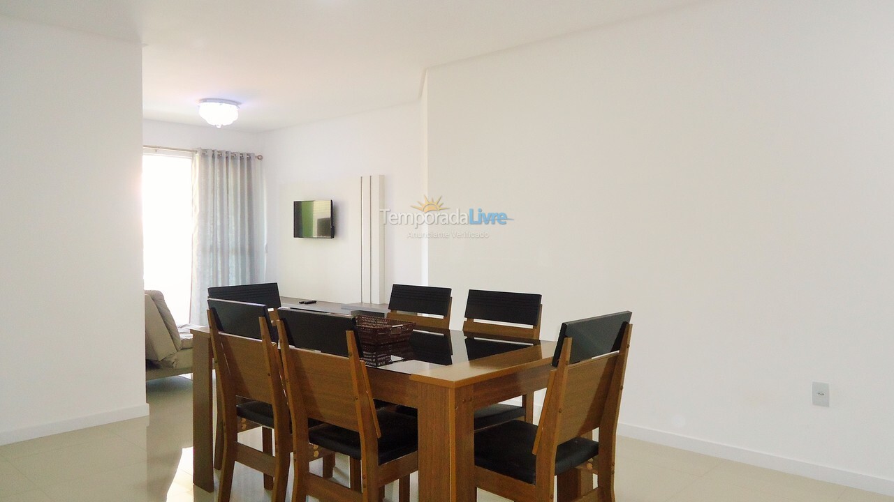 Apartment for vacation rental in Bombinhas (Praia de Bombinhas)