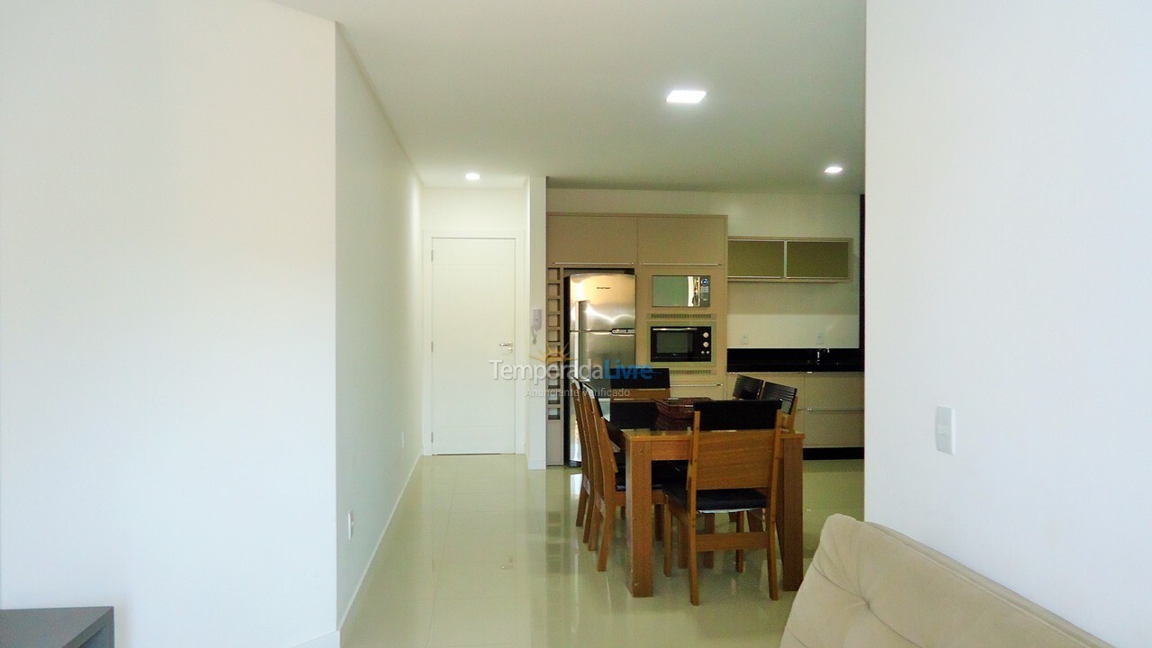 Apartment for vacation rental in Bombinhas (Praia de Bombinhas)