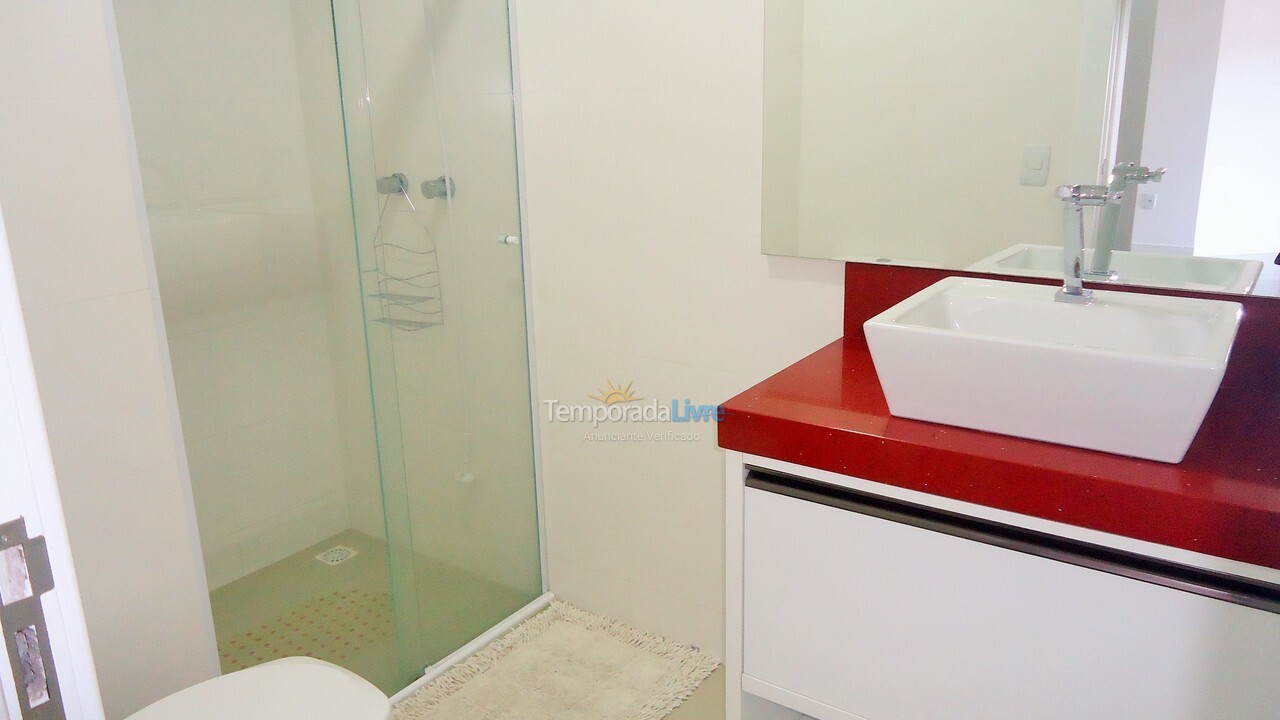 Apartment for vacation rental in Bombinhas (Praia de Bombinhas)