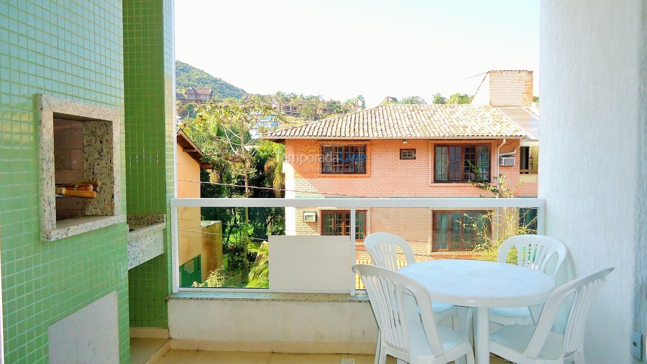 Apartment for vacation rental in Bombinhas (Praia de Bombinhas)