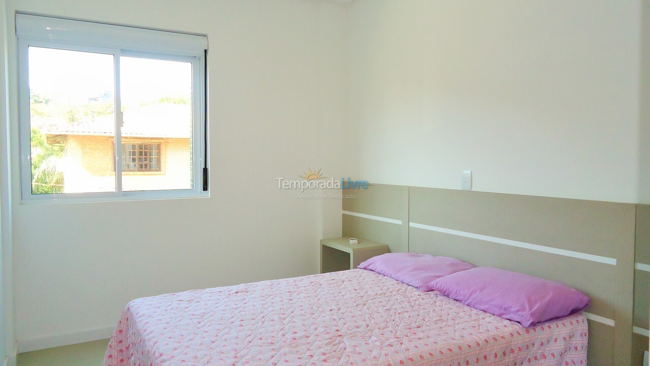 Apartment for vacation rental in Bombinhas (Praia de Bombinhas)