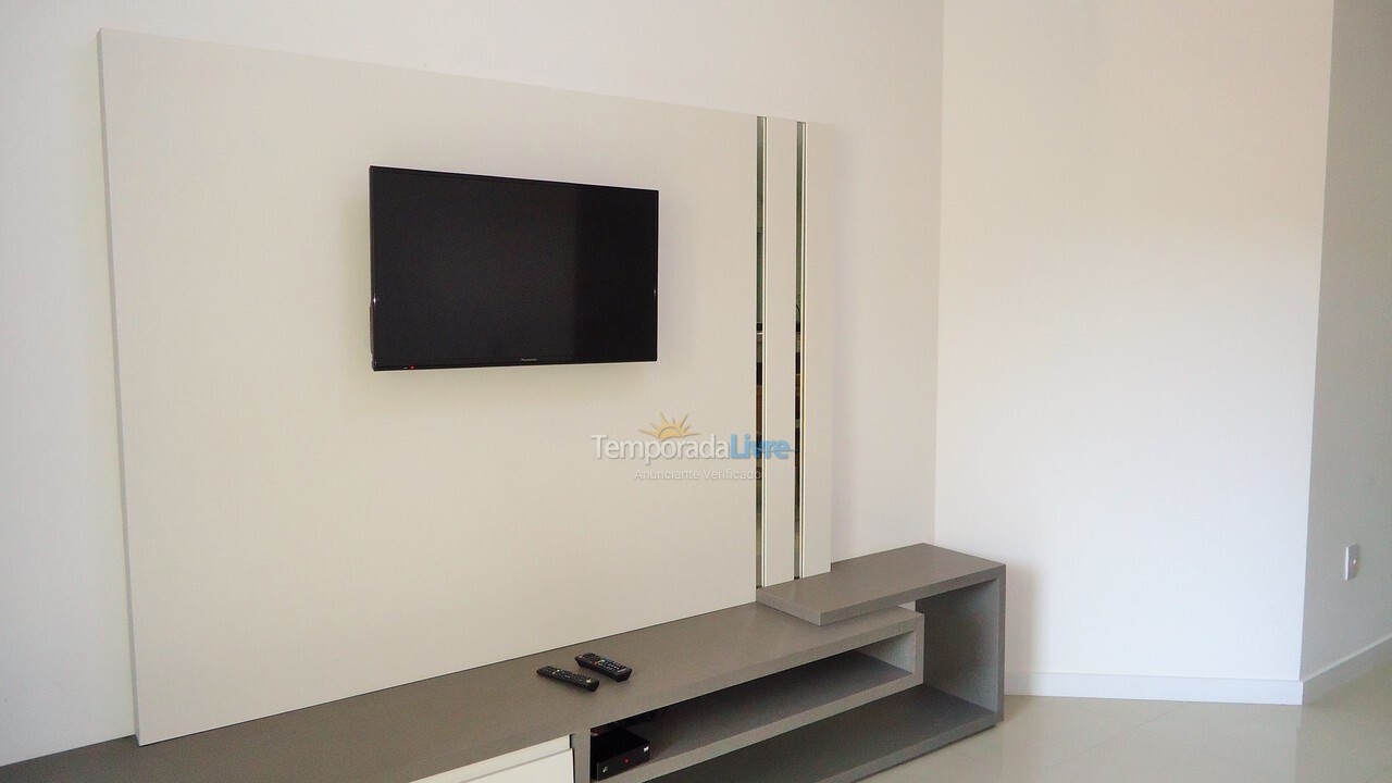 Apartment for vacation rental in Bombinhas (Praia de Bombinhas)