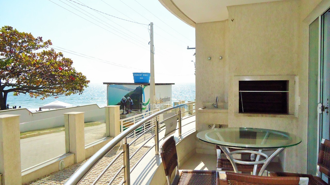 Apartment for vacation rental in Bombinhas (Praia de Bombinhas)