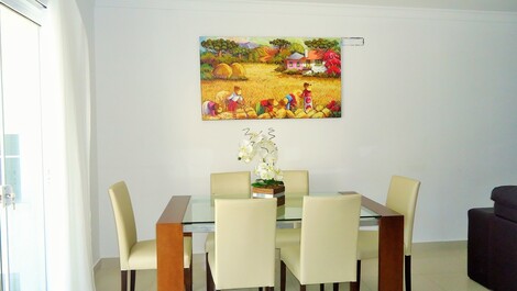 Sala de estar e jantar integradas