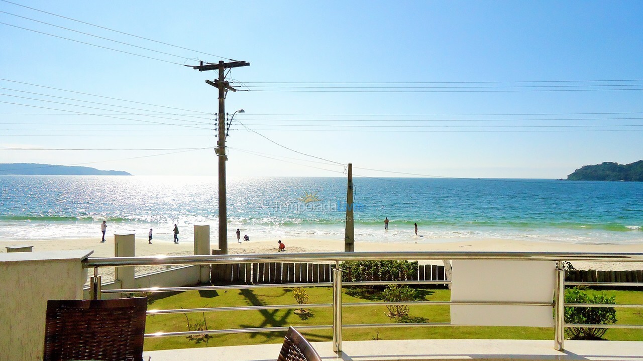 Apartment for vacation rental in Bombinhas (Praia de Bombinhas)