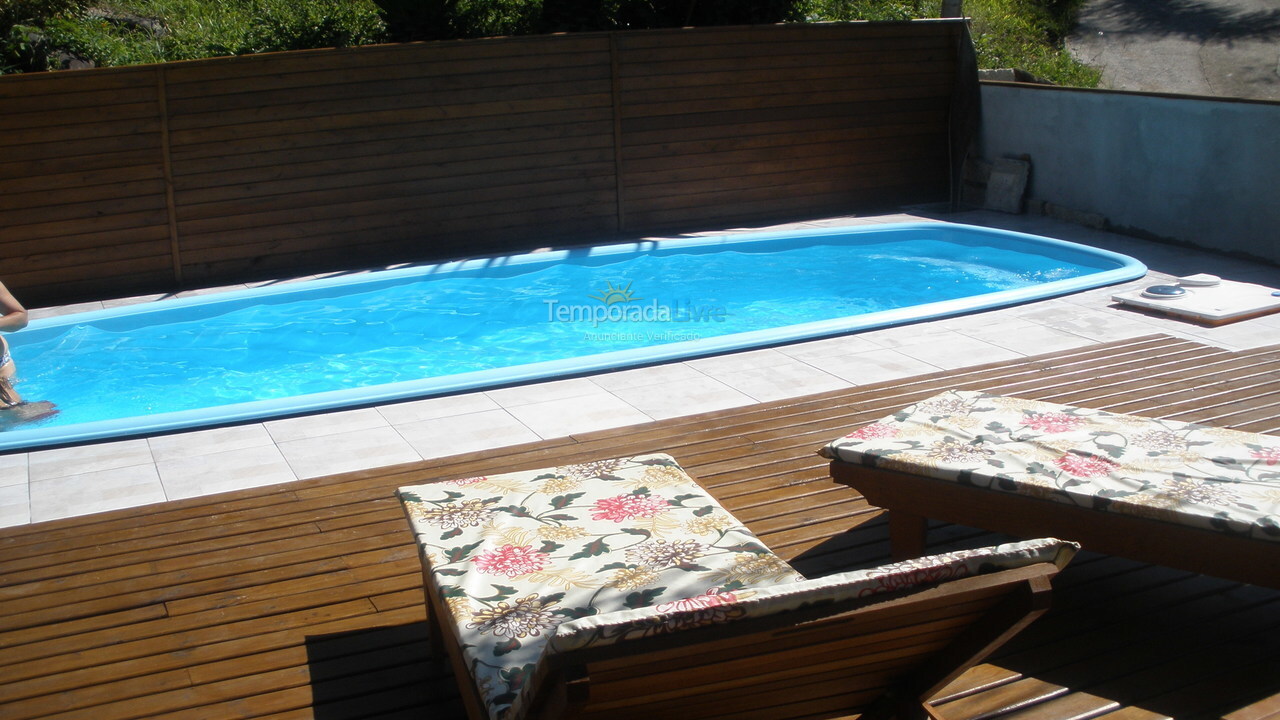 Casa para aluguel de temporada em Garopaba (Praia da Gamboa)