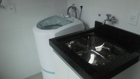 APARTMENT FOR LEASE ON THE BEACH SEASON BE PUMPS BOMBINHAS SC