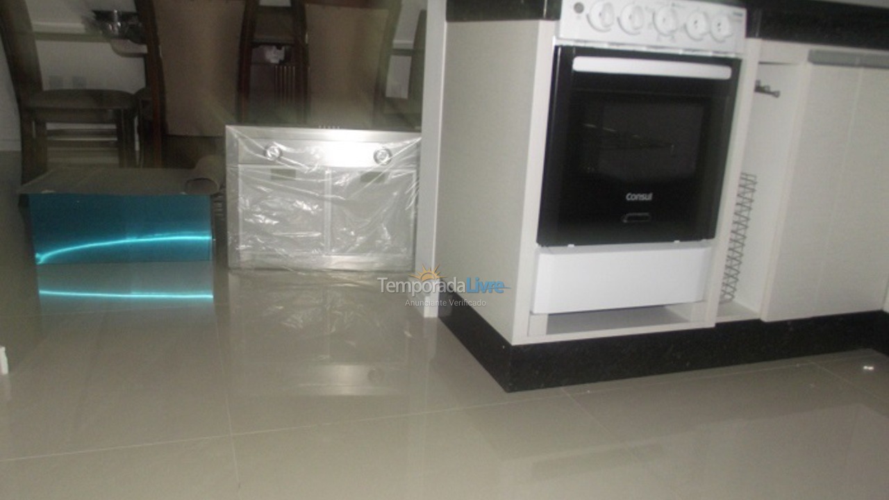 Apartment for vacation rental in Bombinhas (Praia de Bombas)