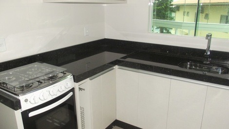 APARTMENT FOR LEASE ON THE BEACH SEASON BE PUMPS BOMBINHAS SC