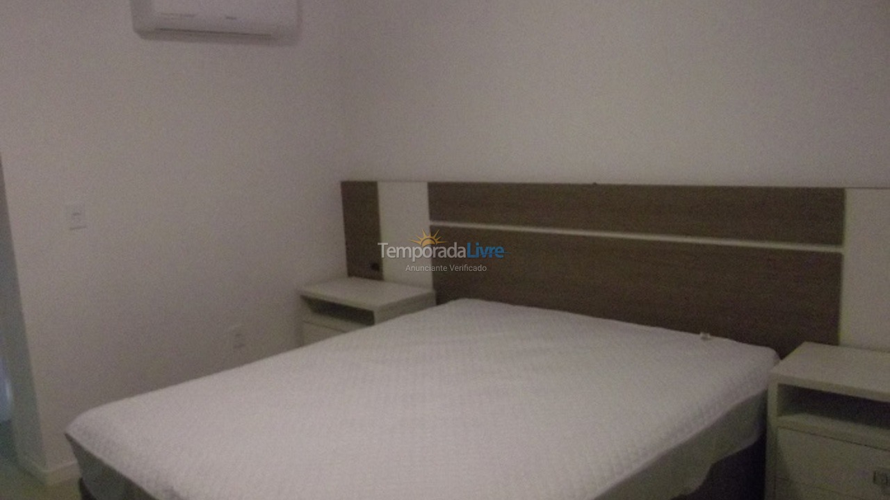 Apartment for vacation rental in Bombinhas (Praia de Bombas)