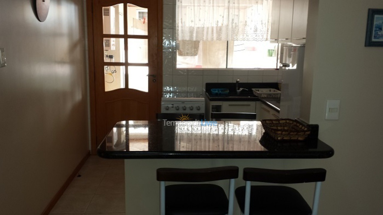 Apartamento para alquiler de vacaciones em Bombinhas (Praia de Bombas)