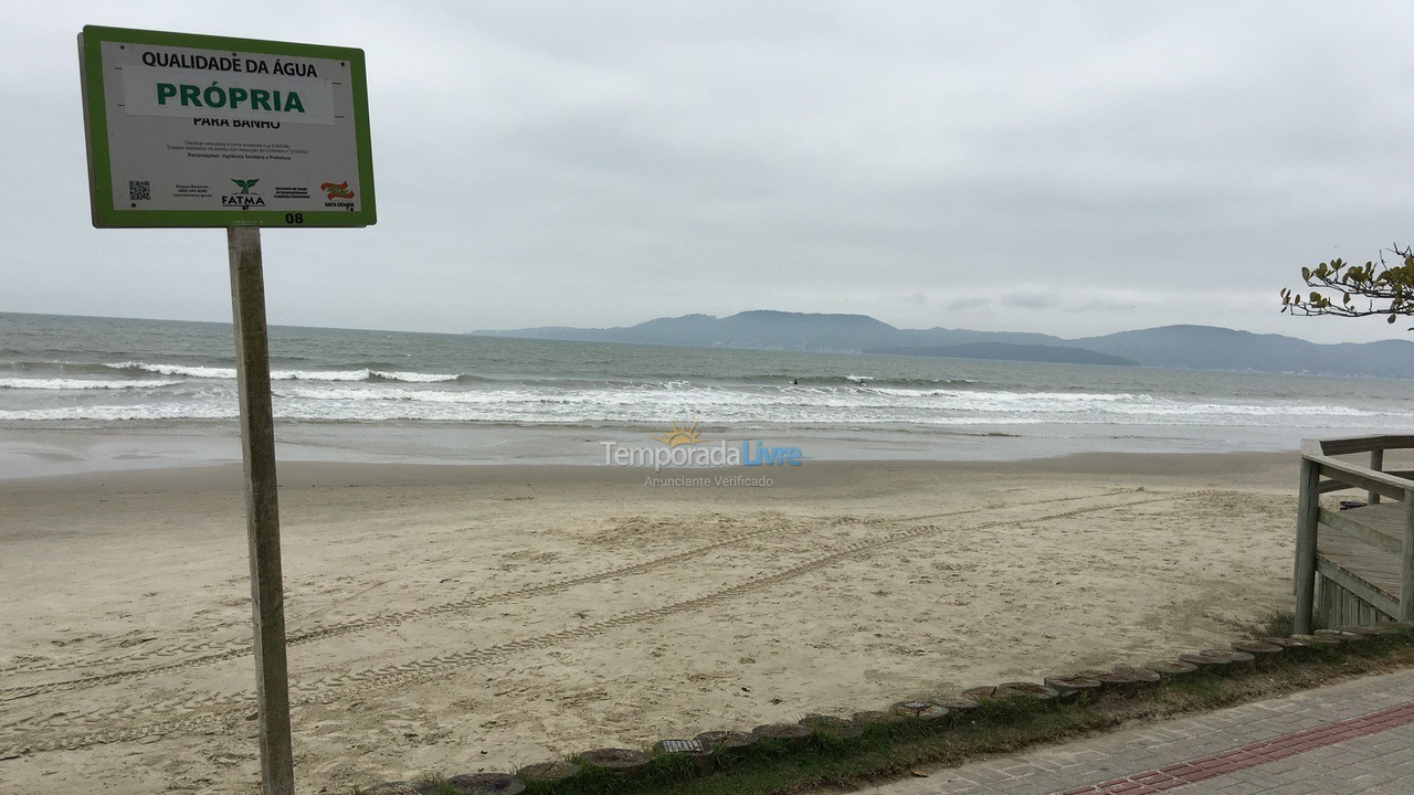 Apartment for vacation rental in Itapema (Meia Praia)