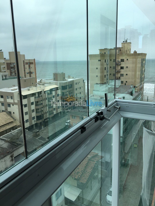 Apartment for vacation rental in Itapema (Meia Praia)