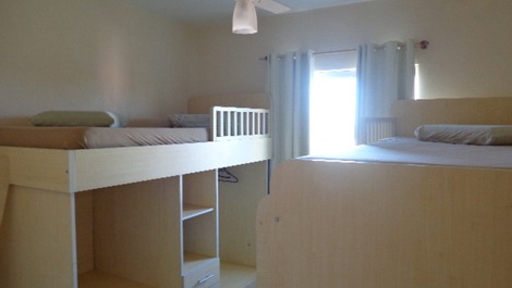 Lindo apto frente mar, 1 suite mais 1 quarto, churrasqueira