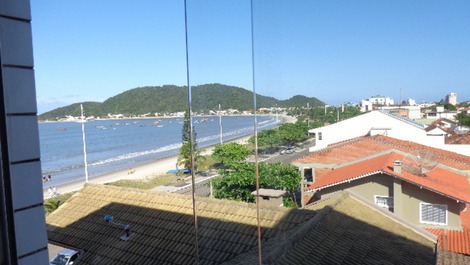 Lindo apto frente mar, 1 suite mais 1 quarto, churrasqueira