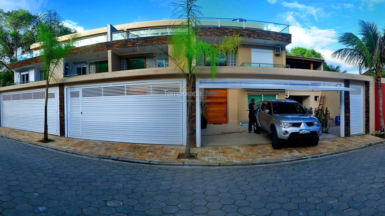 Casa para aluguel de temporada em São Sebastião (Juquehy)