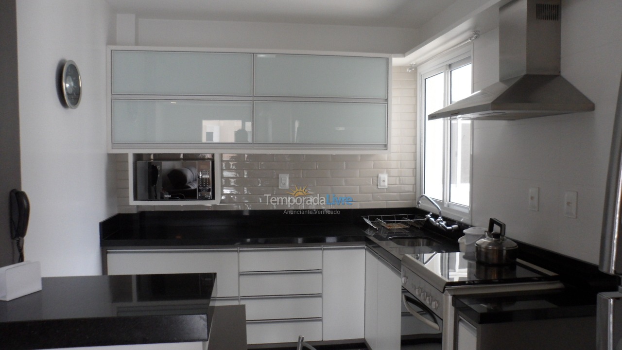 Apartamento para aluguel de temporada em Florianopolis (Praia dos Ingleses)