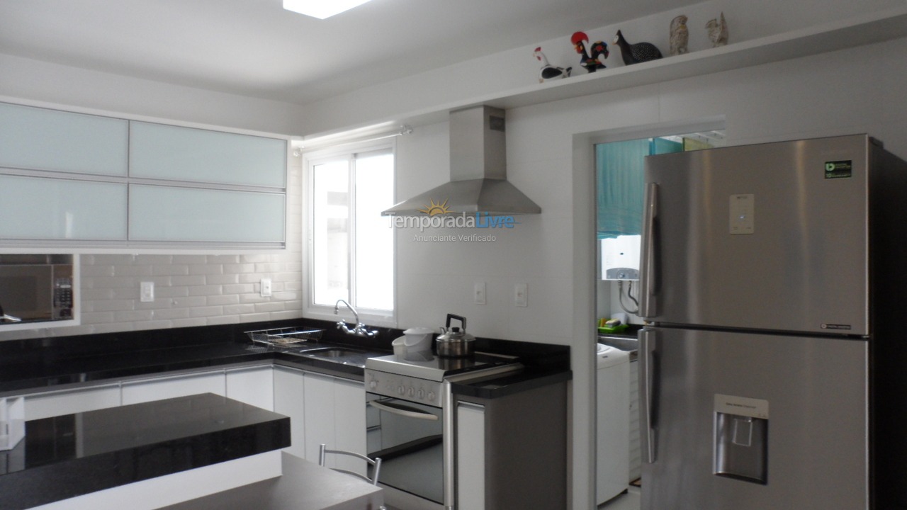 Apartamento para aluguel de temporada em Florianopolis (Praia dos Ingleses)