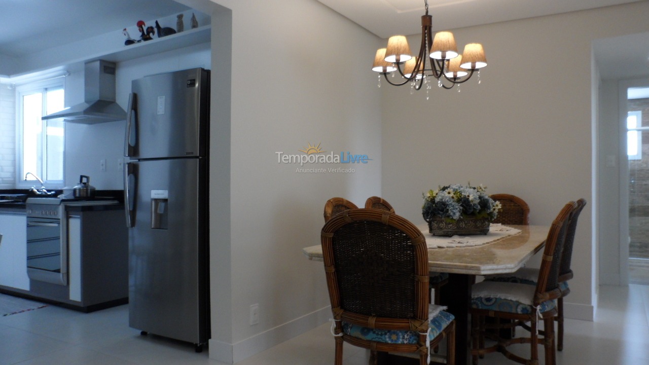 Apartamento para aluguel de temporada em Florianopolis (Praia dos Ingleses)