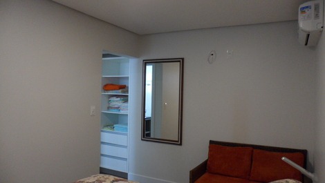Suíte com Ar-condicionado