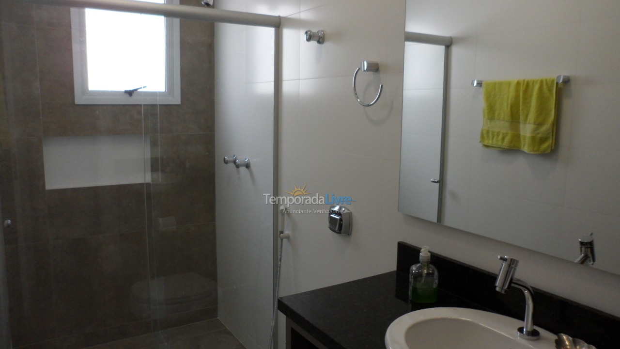 Apartamento para aluguel de temporada em Florianopolis (Praia dos Ingleses)
