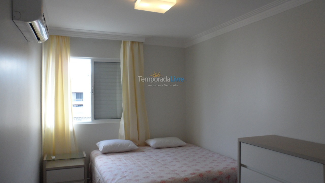 Apartamento para aluguel de temporada em Florianopolis (Praia dos Ingleses)