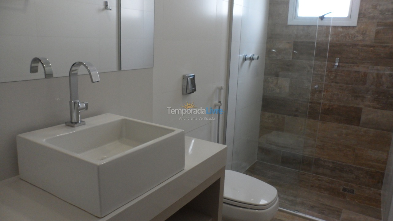 Apartamento para aluguel de temporada em Florianopolis (Praia dos Ingleses)