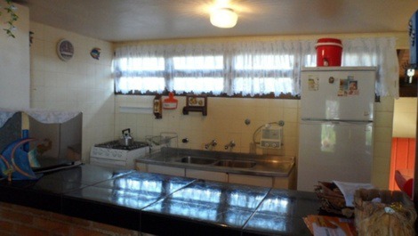 CASA 3 QUARTOS COM PISCINA P/ 10 PESSOAS 250M PRAIA INGLESES