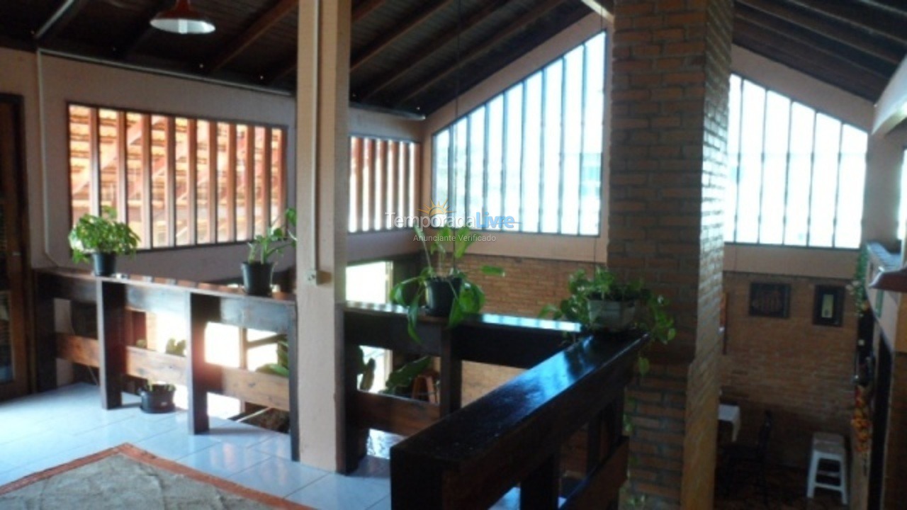 Casa para aluguel de temporada em Florianopolis (Praia dos Ingleses)