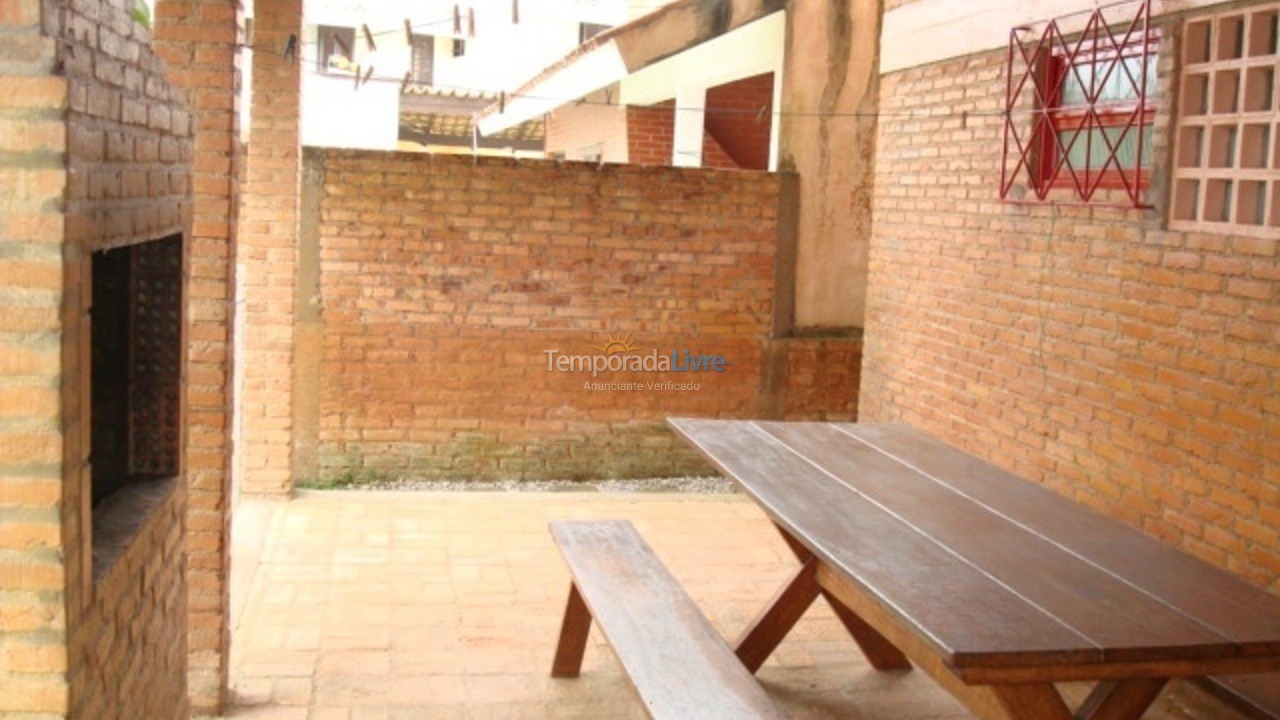 Casa para aluguel de temporada em Florianopolis (Praia dos Ingleses)