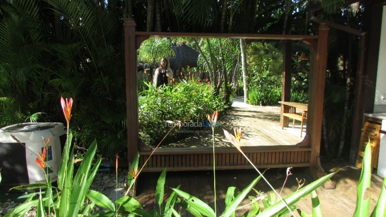 Casa para aluguel de temporada em São Sebastião (Praia da Baleia)
