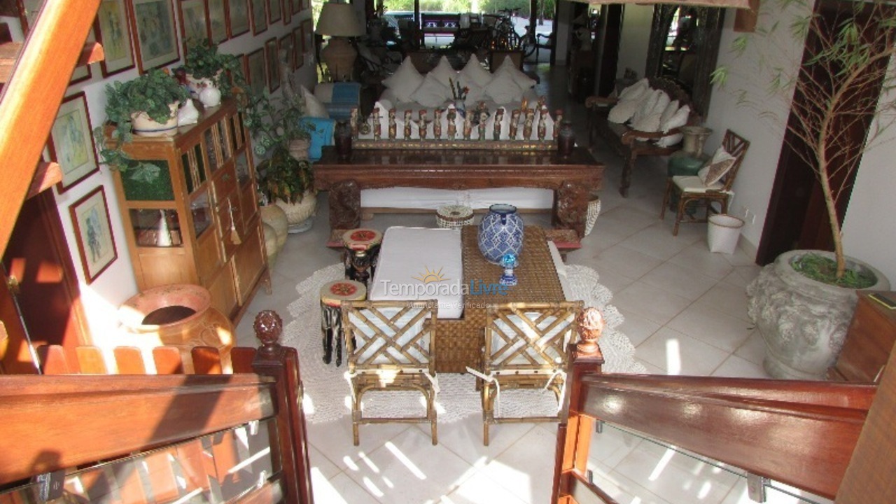 Casa para aluguel de temporada em São Sebastião (Praia da Baleia)