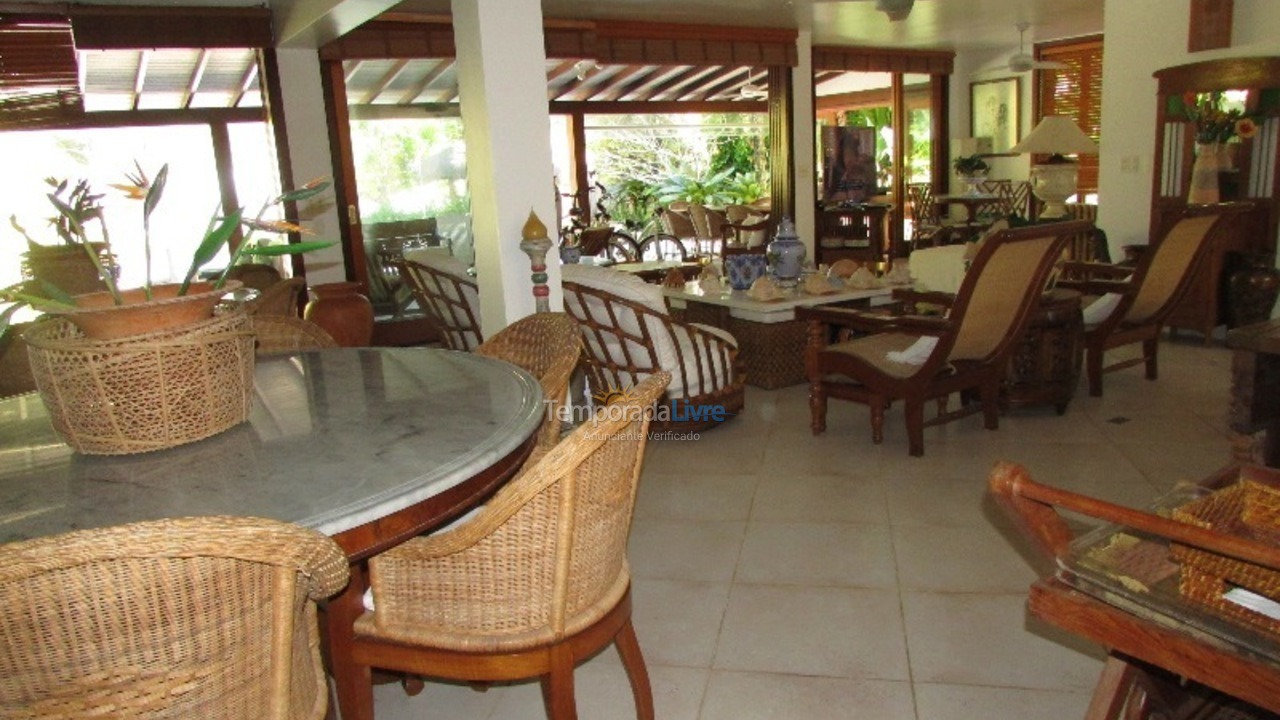 Casa para aluguel de temporada em São Sebastião (Praia da Baleia)