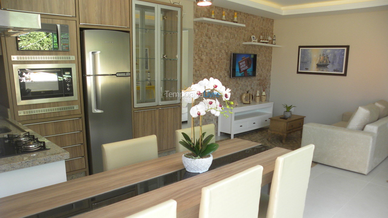 Casa para aluguel de temporada em Florianópolis (Lagoinha)