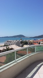 Apto Estación w / SPA Para sus vacaciones, vista al mar, en las bombas