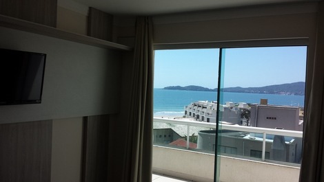 Apto Estación w / SPA Para sus vacaciones, vista al mar, en las bombas