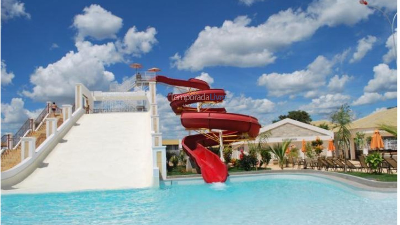 Apartamento para aluguel de temporada em Caldas Novas (Solar de Caldas)