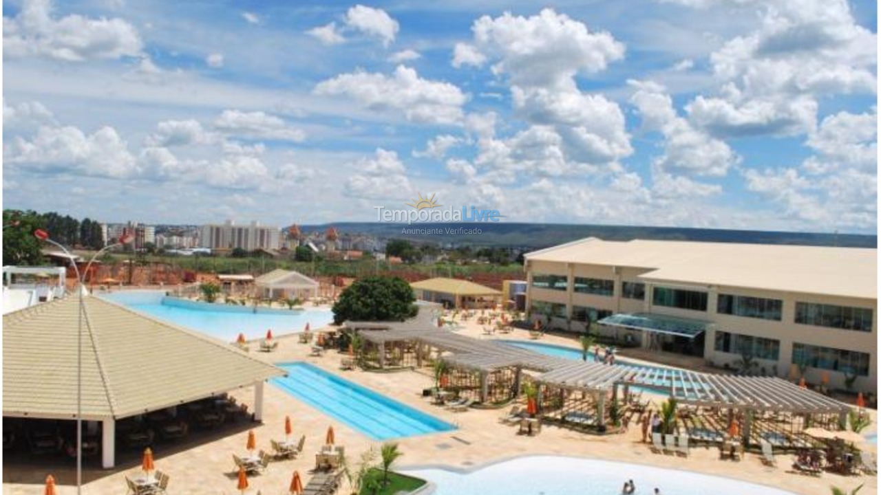 Apartamento para aluguel de temporada em Caldas Novas (Solar de Caldas)