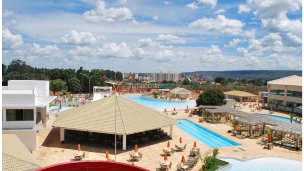 Apartamento para aluguel de temporada em Caldas Novas (Solar de Caldas)