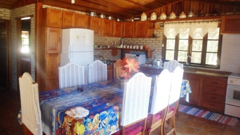 Beautiful house 5 bedrooms, 03 Bathrooms! Sleeps 13 people in beds