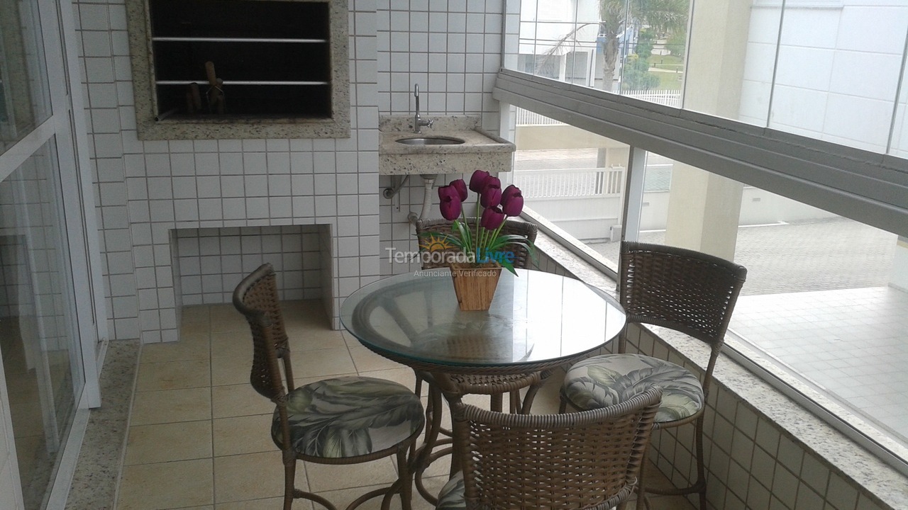 Apartamento para aluguel de temporada em Florianopolis (Praia dos Ingleses)