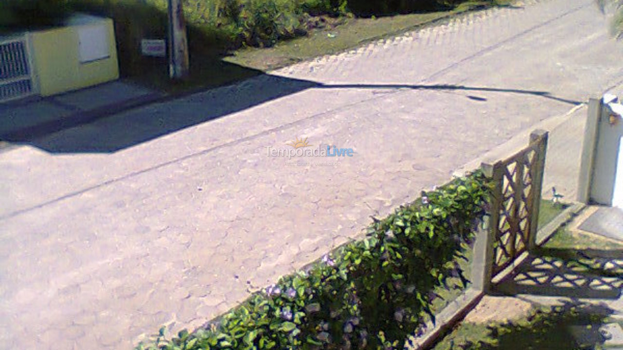 Casa para aluguel de temporada em Bombinhas (Canto Grande)