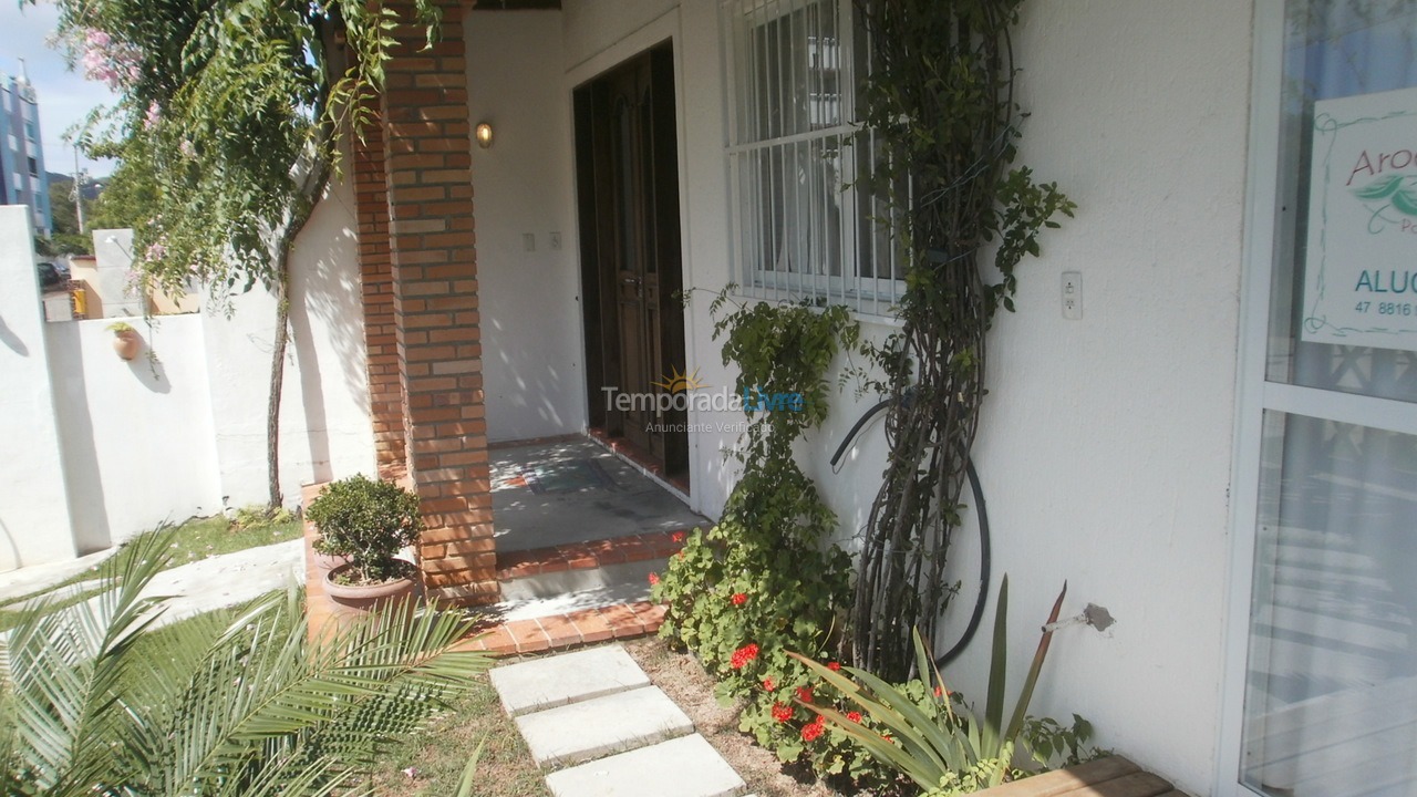 Casa para aluguel de temporada em Bombinhas (Canto Grande)