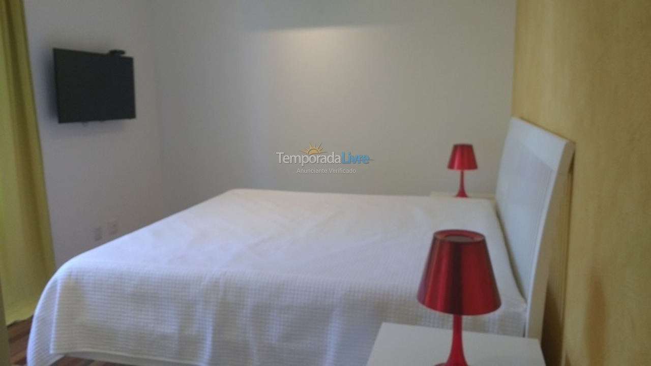 Casa para aluguel de temporada em São Sebastião (Praia da Baleia)