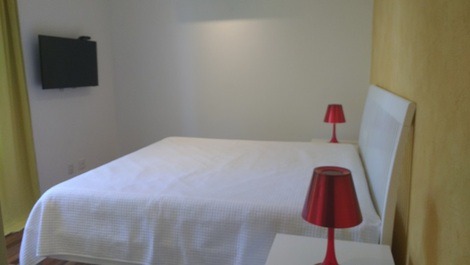 CASA FRENTE AO MAR NA PRAIA DA BALEIA