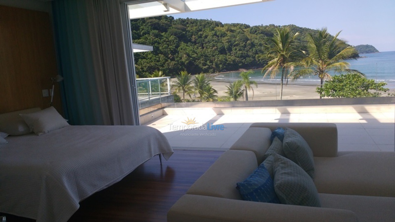 Casa para aluguel de temporada em São Sebastião (Praia da Baleia)